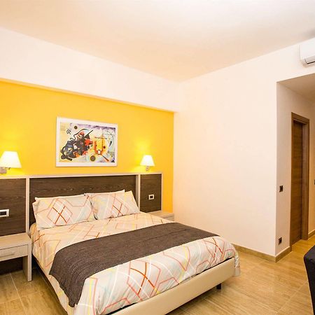 ตรัสเตเวเรส เฟรนด์ บีแอนด์บี Bed & Breakfast โรม ภายนอก รูปภาพ