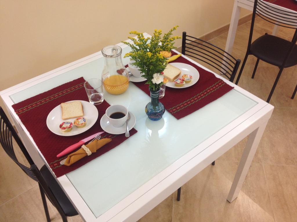 ตรัสเตเวเรส เฟรนด์ บีแอนด์บี Bed & Breakfast โรม ภายนอก รูปภาพ