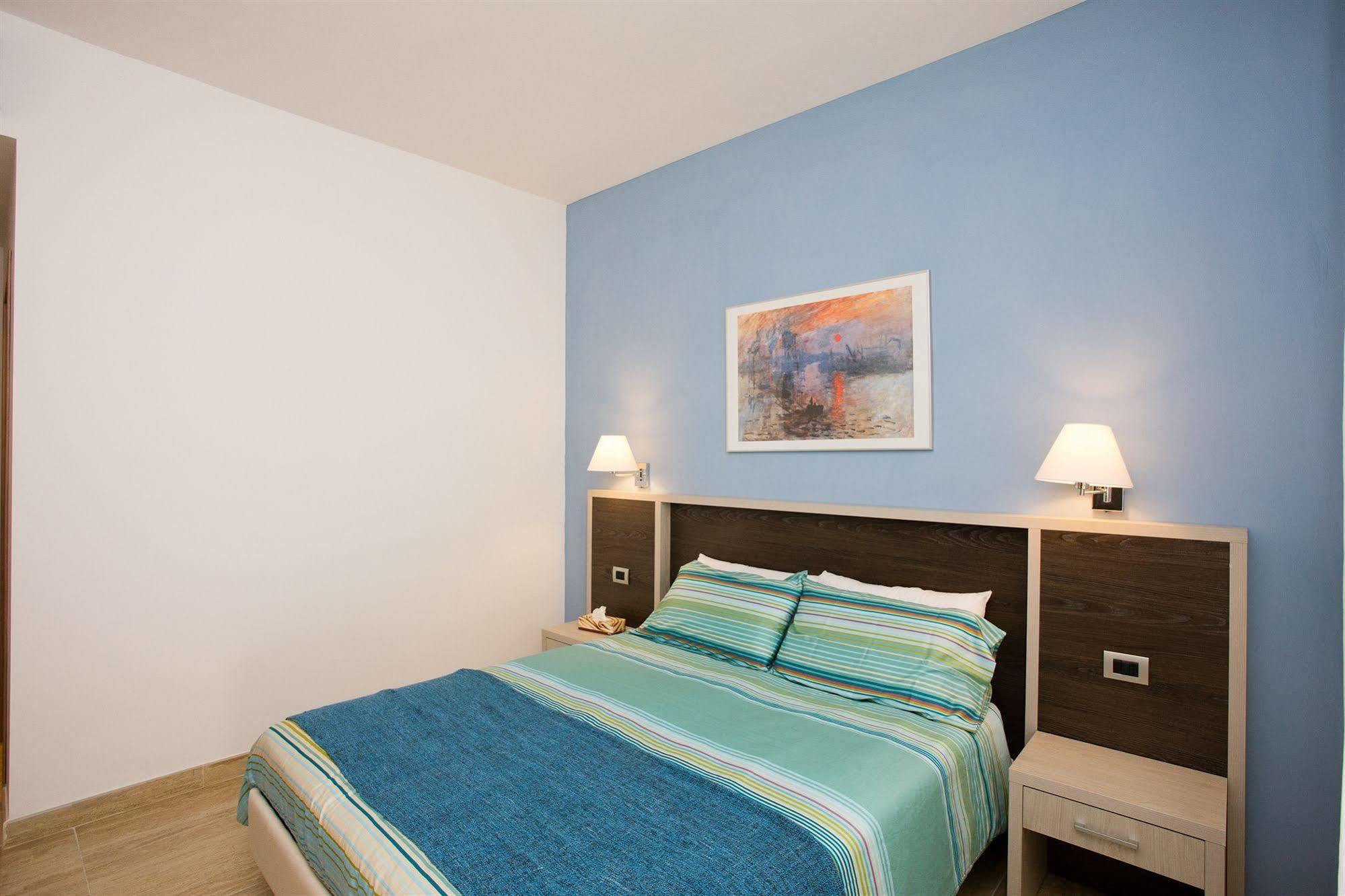 ตรัสเตเวเรส เฟรนด์ บีแอนด์บี Bed & Breakfast โรม ภายนอก รูปภาพ