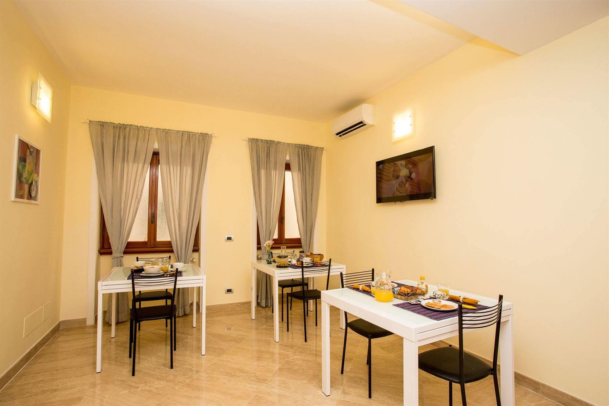 ตรัสเตเวเรส เฟรนด์ บีแอนด์บี Bed & Breakfast โรม ภายนอก รูปภาพ